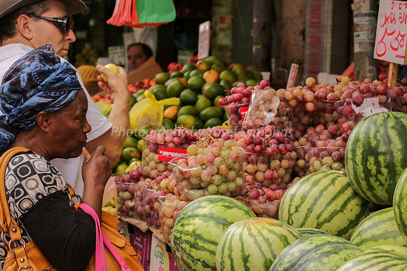 Fruit Looks Good and Price is Cheap 1
