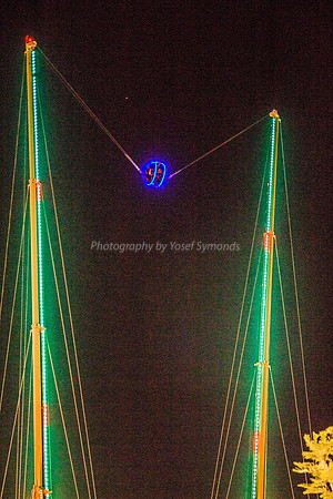Lit Catapault on Eilat Port 180603-1