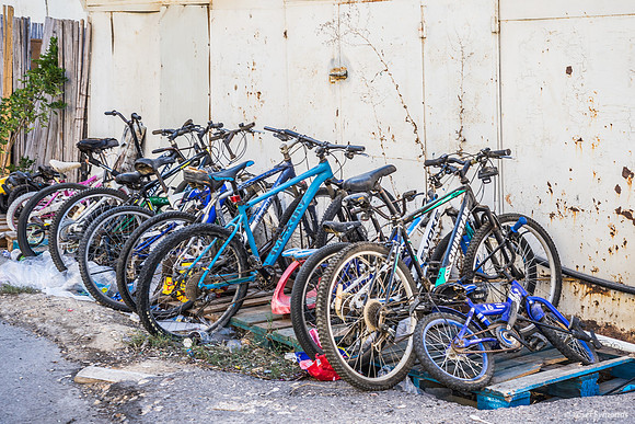 Wooden Bicycle Rack for Settlement 221107-1