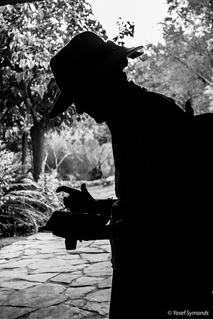 Lady at Zoo 220918-3