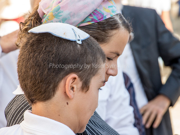 Barmitzvah Boy and Mother 180916-2