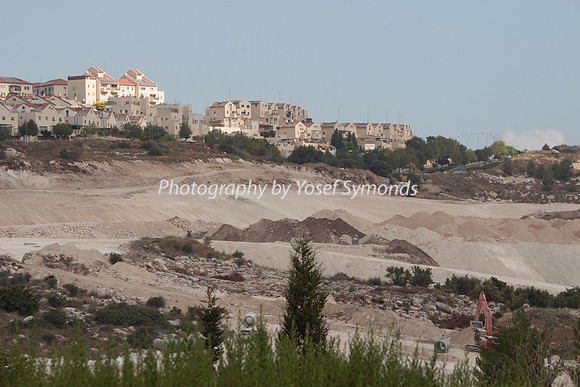Mishkafayim 2014 Q3 8023
