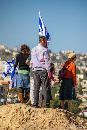 Family with Flags 100129-18