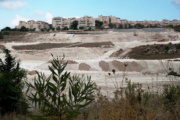 Mishkafayim 2014 Q3 8005A