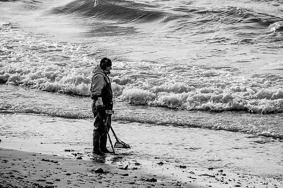 The Beachcomber 220325-18