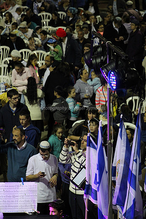 Independence Day Celebration Audience 6 & Flags