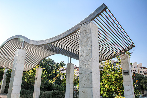 Undulating Pathway Cover - Park Ayalon - 13
