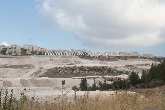 Mishkafayim 2014 Q3 8008