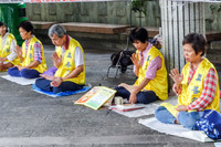 Falun Gong Demonstrators Hong Kong 150811-4