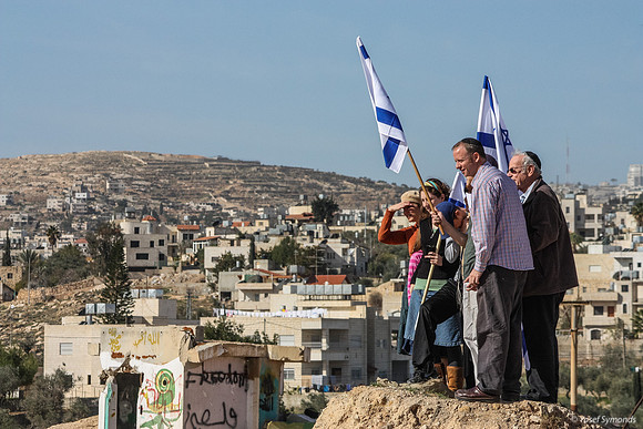 Family with Flags 100129-19