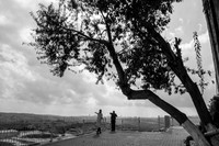 Pointing Towards Jerusalem 221107-4
