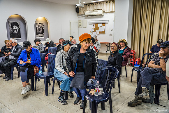 Participants at the Bnei Rachel Yeshiva 221107-5