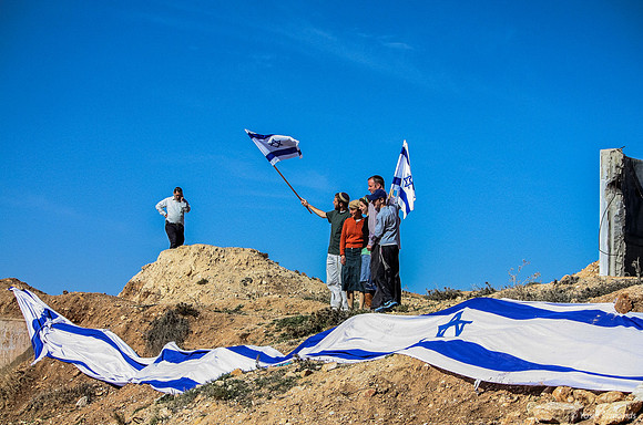 Family with Flags 100129-4