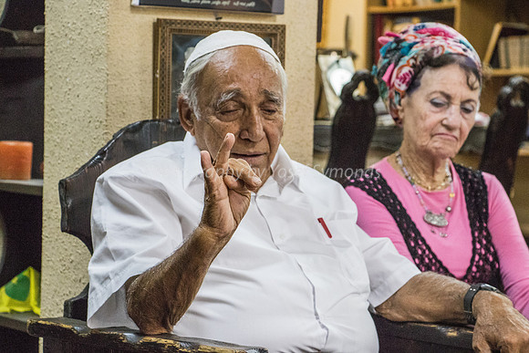 Moshe Zar and Wife 180927-27