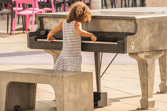 Concert Pianist 190804-6