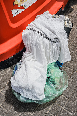 This Little Princess Was Spared the Fire 250411-1