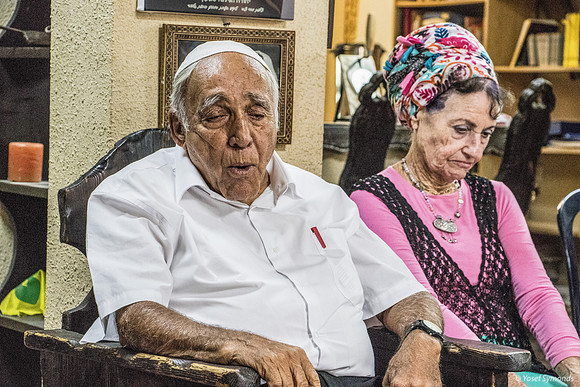 Moshe Zar and Wife 180927-3