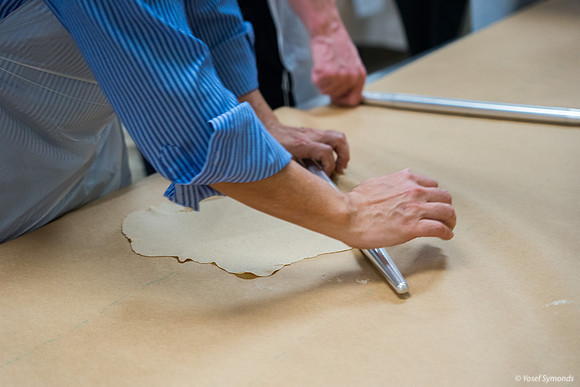 Rolling the Matza 190804-9