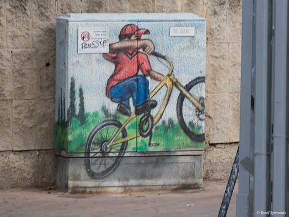 Young Person Graffiti 190804-4
