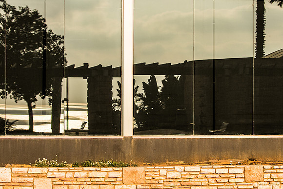 Reflections of the Sea 190804-4