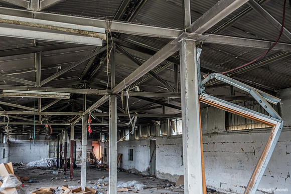 Closed Grocery Store Inside 200226-16