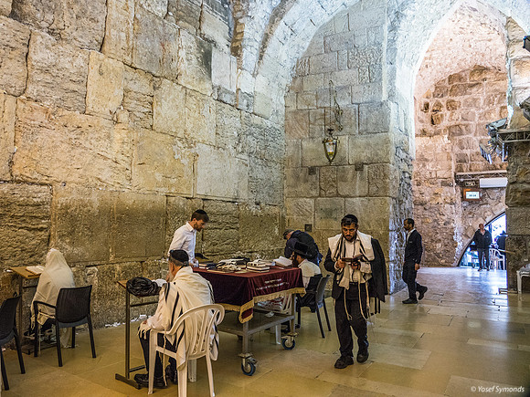 Quiet Prayer in Tunnel Area of Western Wall 190509-7
