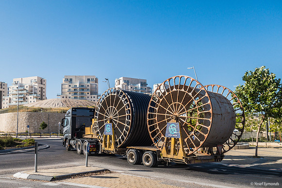 Giant Cotton Reels 220628-2