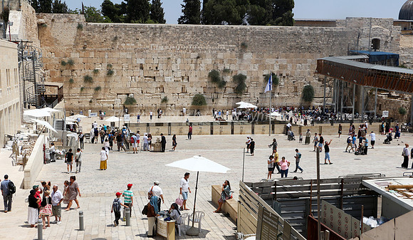 Kotel Plaza 1608-2