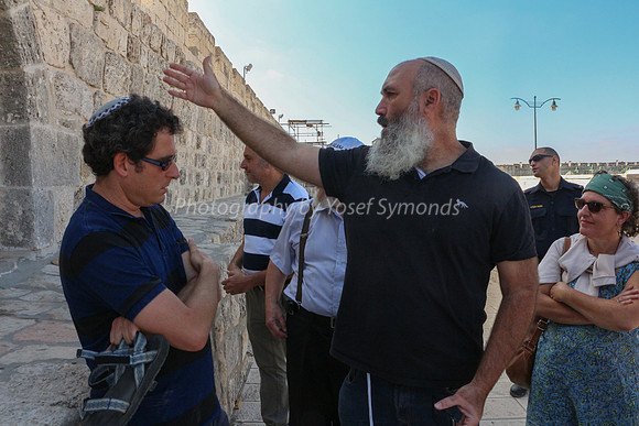 Listening and Meditating at Point on Eastern Wall Opposite Site of Beit Hamikdash 2