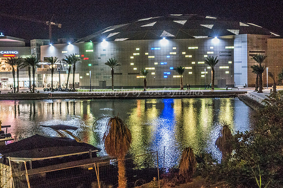 Lagoon in Front of Ice Mall 181008-2