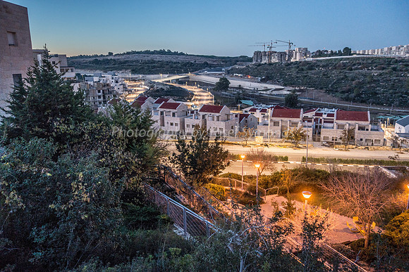 Neighborhoods in Ramat Beit Shemesh Waking Up 181225-2