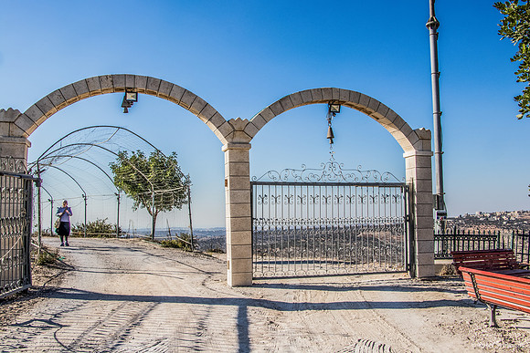 Zar Grounds Entrance Gate 180927-26