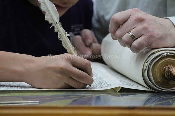 Completing the Holy Scroll 17