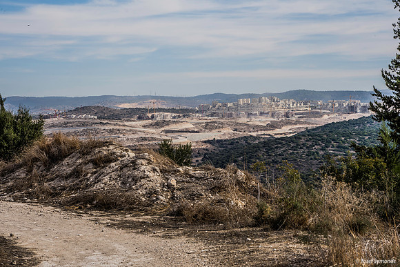 Elah Valley and Ramat Beit Shemesh Gimmel in Background 191121-1
