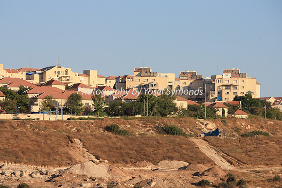 Mishkafayim 2012 Q3 6878