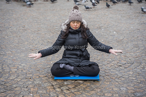 Falun Gong Demonstrators in Action Amsterdam 190131-8