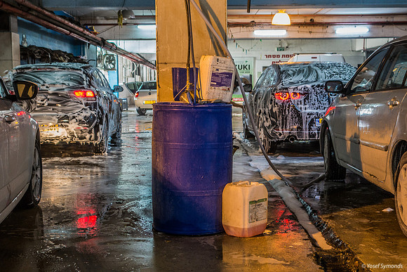 Cars Washed Inside and Out Before Pesach 210313-1