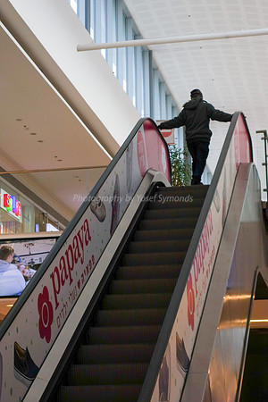 Escalator 170118-7