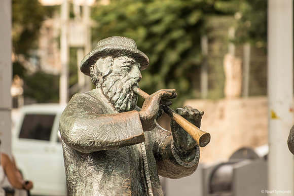 Klezmer Sculpture 190804-3
