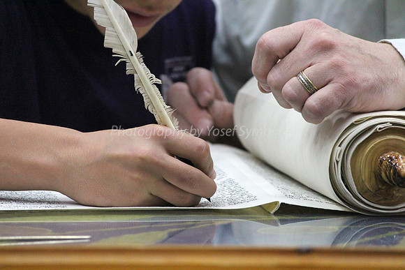 Completing the Holy Scroll 18