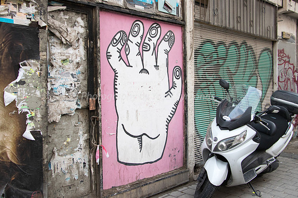 All Walls Are Fair Game for Graffiti in Tel Aviv 181220-4