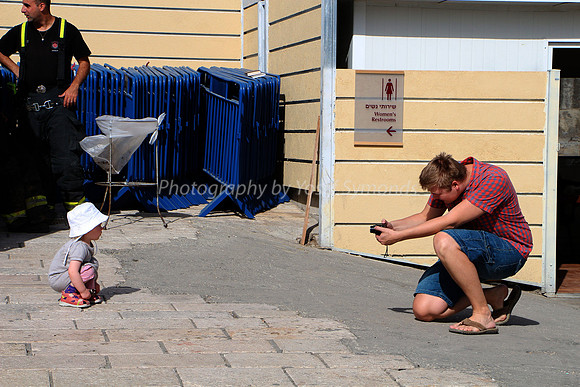 Photographer - Western Wall Plaza 1