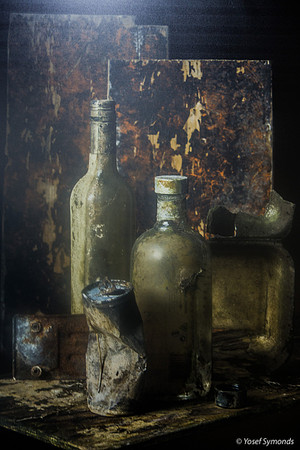 Rembrandt Interpretation of Waste Materials in Amsterdam 211122-