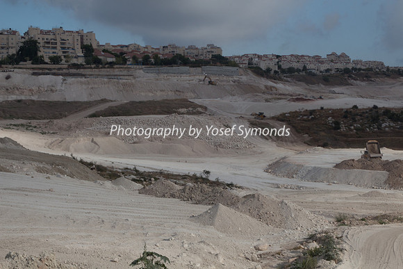 Mishkafayim 2014 Q3 7998