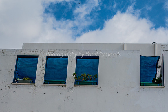 Building with Blues 181224-1