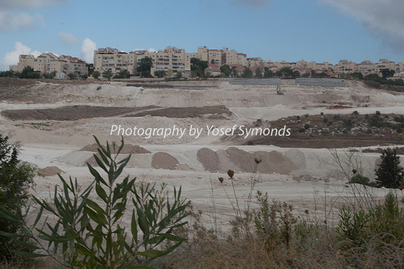 Mishkafayim 2014 Q3 8004