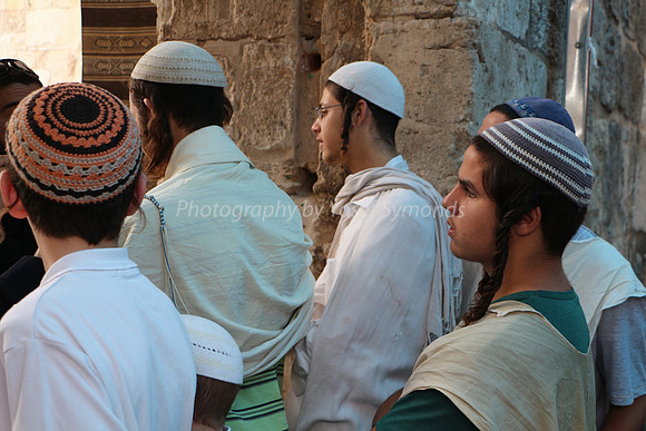 Held Up at Mugrabi Gate Entrance to Har Habayit (1)