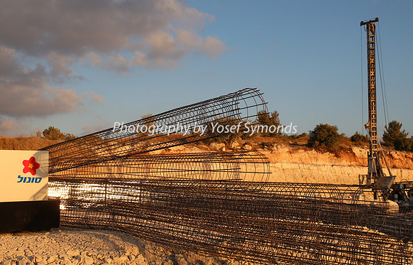 Mem 3 2014 Q3 Pile Driver and Reinforcement 8028