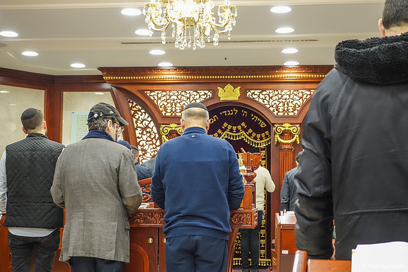 Minyan in Great Synagogue Building Jerusalem 200303-1